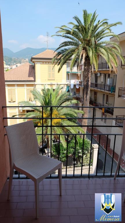 Hotel Mimosa Spotorno Bagian luar foto